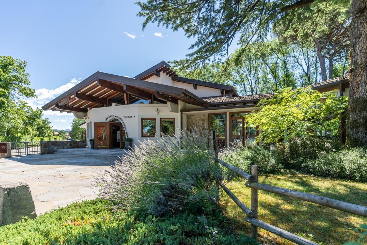Accademia Vine Lodge Capriva del Friuli Exteriör bild